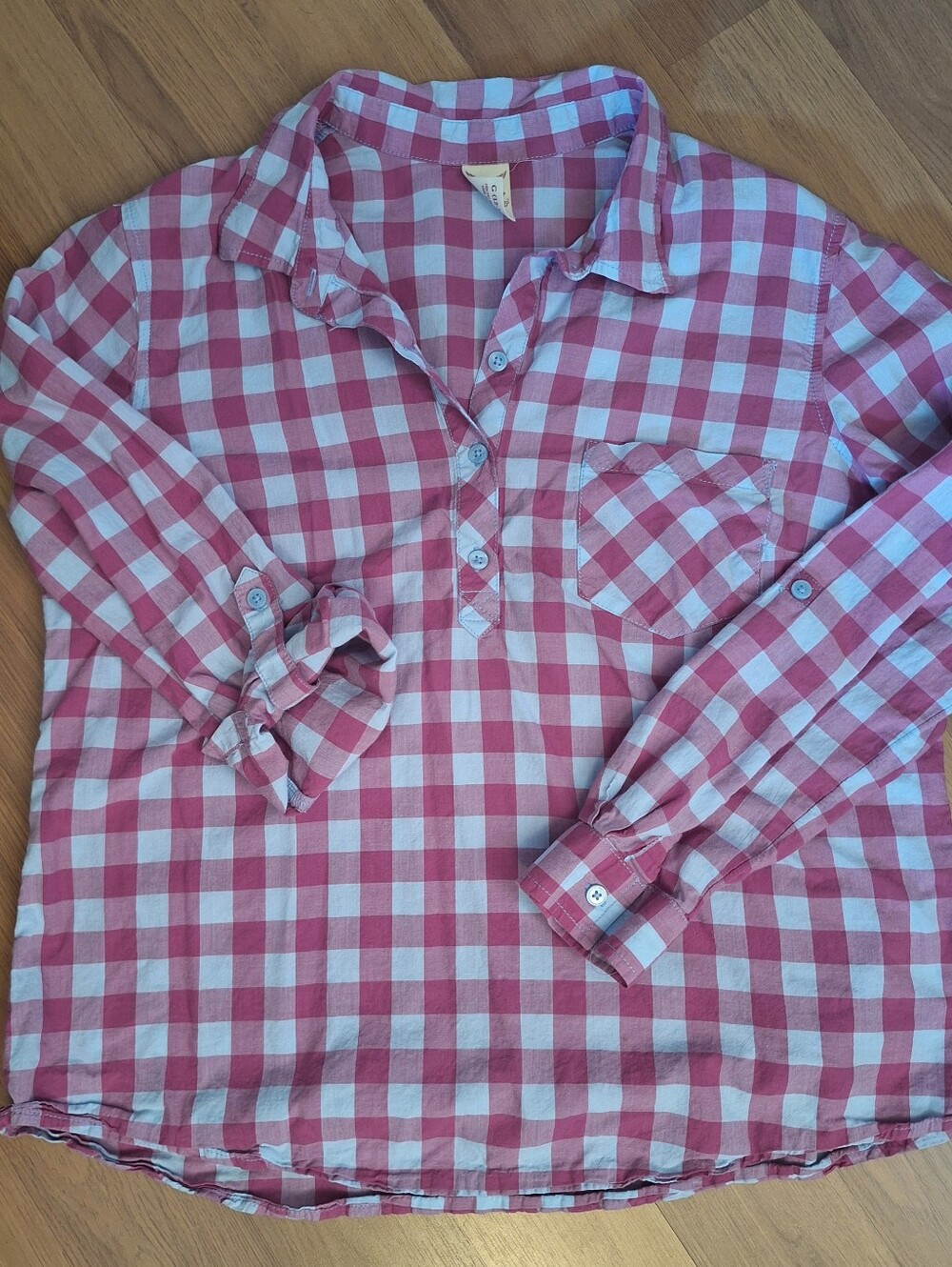 Button Down Style Shirt. Long Sleeve, Roll Up Sleeve.
